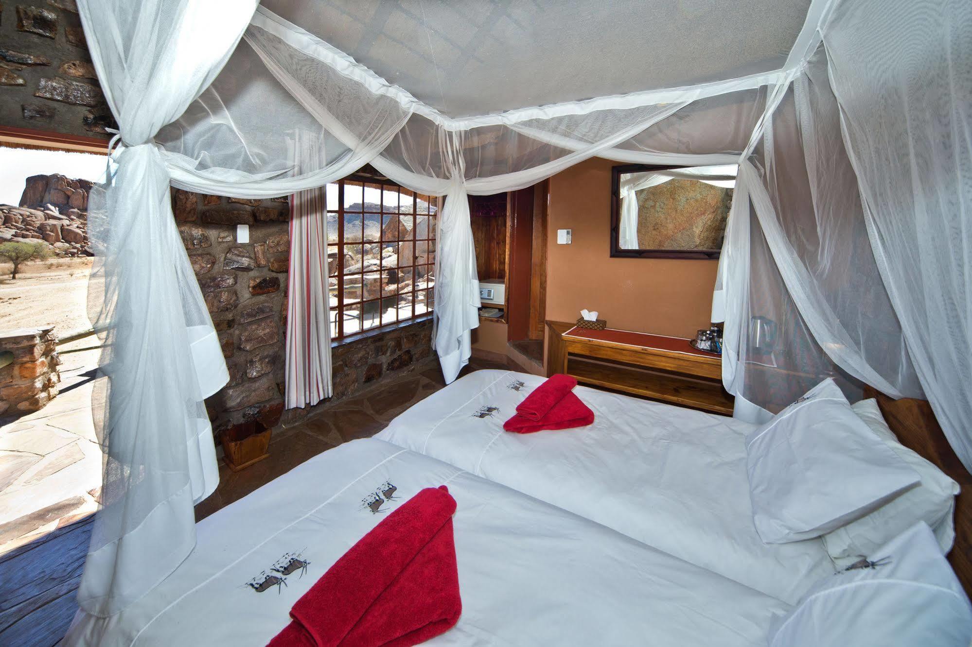 Gondwana Canyon Lodge Kanebis ภายนอก รูปภาพ