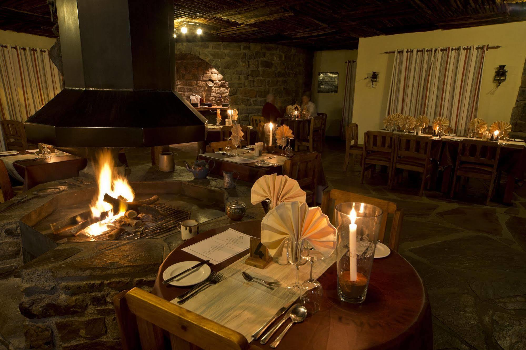 Gondwana Canyon Lodge Kanebis ภายนอก รูปภาพ