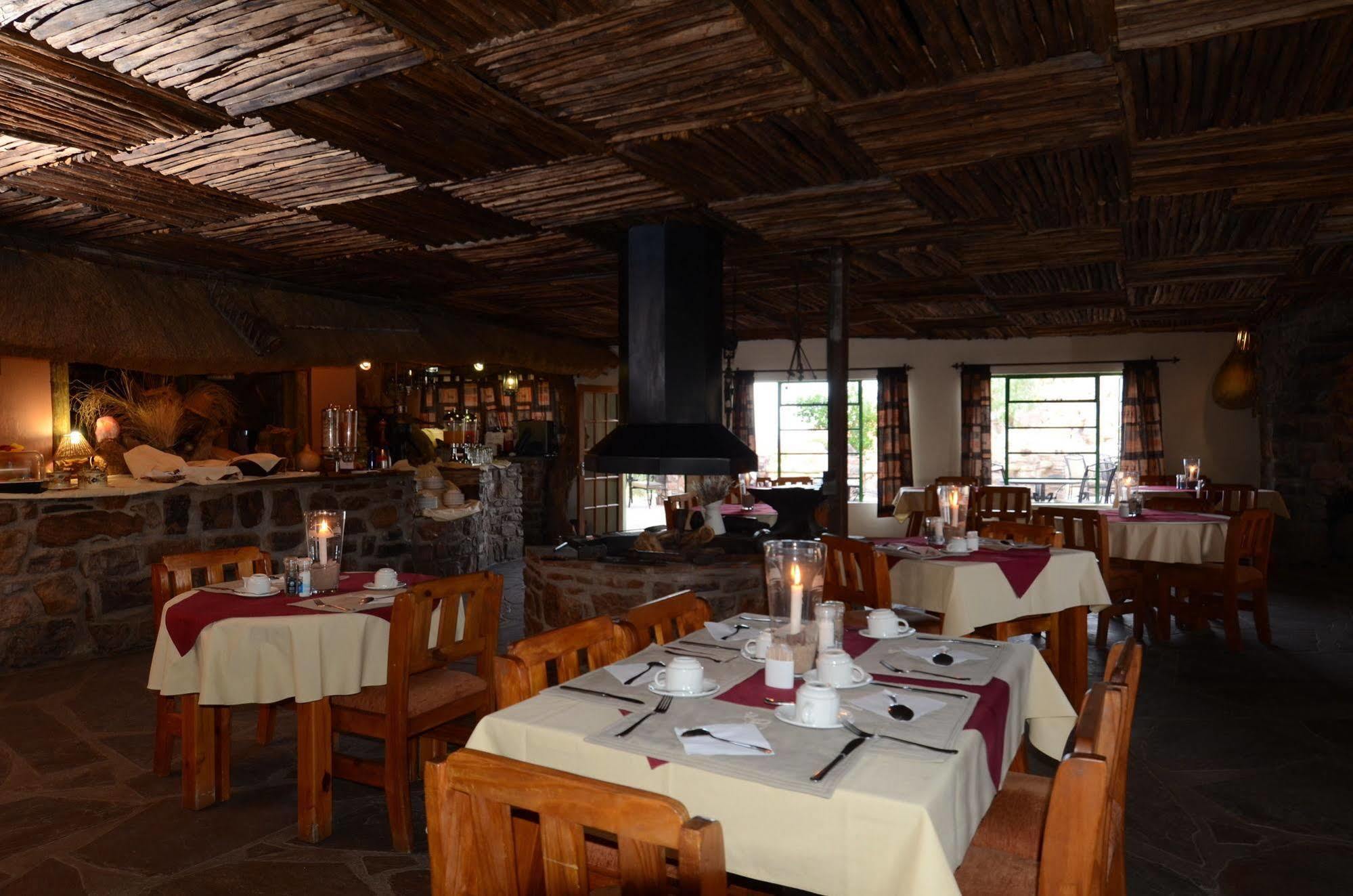 Gondwana Canyon Lodge Kanebis ภายนอก รูปภาพ