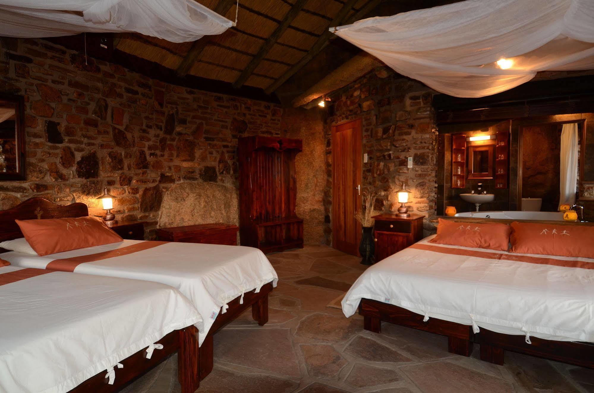 Gondwana Canyon Lodge Kanebis ภายนอก รูปภาพ